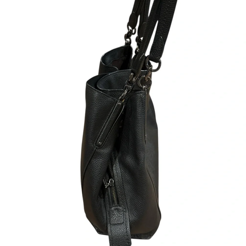 Coach Elegant Black Leather Tote Bag - Picture 3 of 7